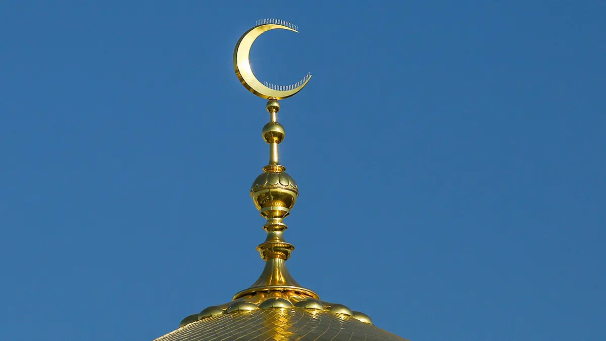 В России предложили ввести аттестацию по русскому языку для имамов и священников