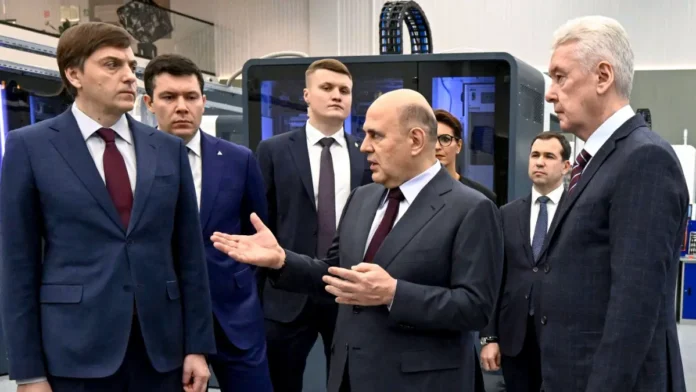 sergej sobyanin i mihail mishustin zapustili czentr podgotovki v oez tehnopolis moskva-pux-su-0