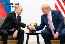 Владимир Путин и Дональд Трамп обсуждают судьбу Украины и Минских соглашений vladimir putin i donald tramp obsuzhdayut sudbu ukrainy i minskih soglashenij-pux-su-0