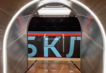 Владимир Путин и Сергей Собянин открыли эпоху БКЛ в Московском метро vladimir putin i sergej sobyanin otkryli epohu bkl v moskovskom metro-pux-su-0