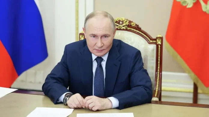 vladimir putin soobshhaet o stremitelnom prodvizhenii rossijskih vojsk v zone svo-pux-su-0