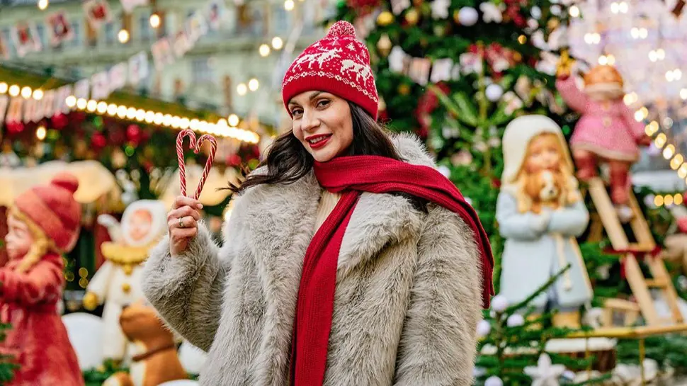 От хоккея до дворянского бала: куда сходить в последние выходные уходящего года