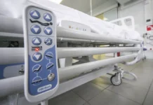 Врачи дают оптимистичные прогнозы о состоянии охранника школы в Одинцово vrachi dayut optimistichnye prognozy o sostoyanii ohrannika shkoly v odinczovo-pux-su-0