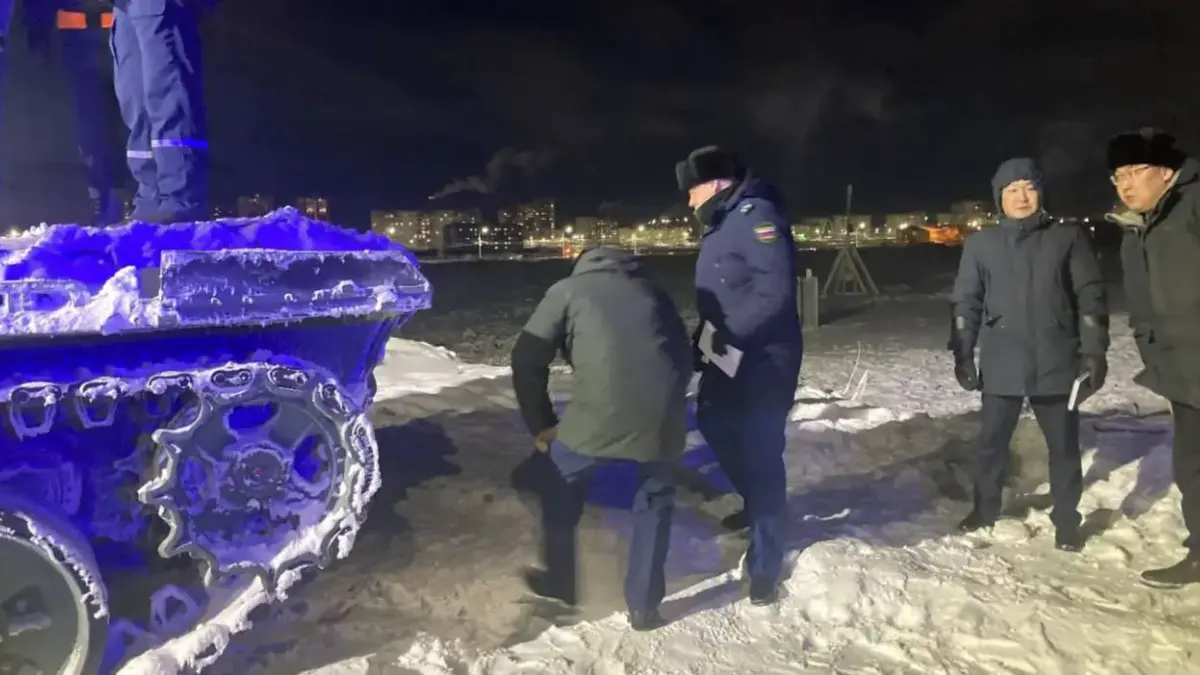 Подростка в Якутске насмерть придавило деталью танка