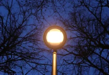 Москва засияет ярче. Петр Бирюков о фонарях от ОЭК moskva zasiyaet yarche petr biryukov o fonaryah ot oek-pux-su-0