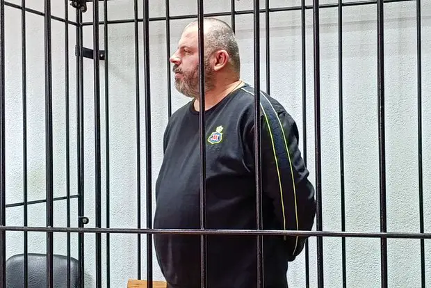 Сергей Лежнев во время рассмотрения ходатайства следствия о продлении ареста в Советском районном суде