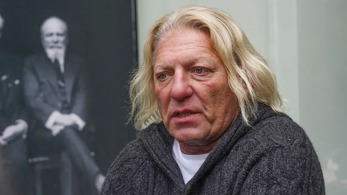 Прощание с режиссером Александром Олейниковым завершилось в Москве