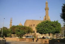 В Каире пострадала гражданка России, МВД Египта оперативно задержало злоумышленника v kaire postradala grazhdanka rossii mvd egipta operativno zaderzhalo zloumyshlennika-pux-su-0