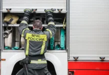 Юрий Слюсарь о ЧП в Ростове атаки БПЛА на промзоны и жильё yurij slyusar o chp v rostove ataki bpla na promzony i zhilyo-pux-su-0