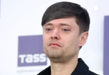 Аркадий Водахов о новых стандартах юмора ТНТ и успехе «Универа» arkadij vodahov o novyh standartah yumora tnt i uspehe univera-pux-su-0