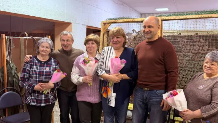 Артем Жога, тыл Горнощитского – женщины Урала поддерживают бойцов-0