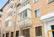 Дом № 6 на Гамалеи ждет капремонт у парка Генерала Жадова dom 6 na gamalei zhdet kapremont u parka generala zhadova-pux-su-0