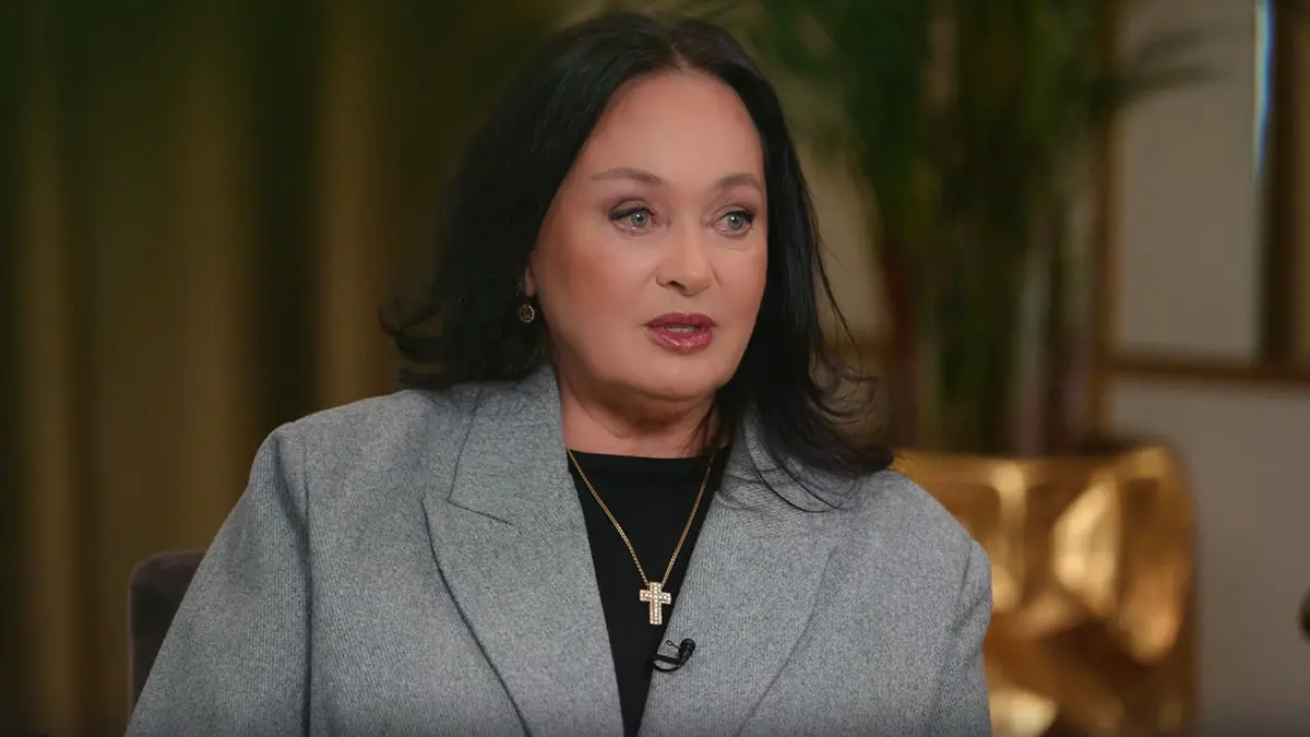 «Че такая дура?»: Гузеева обругала подписчицу из-за вопроса о фотошопе