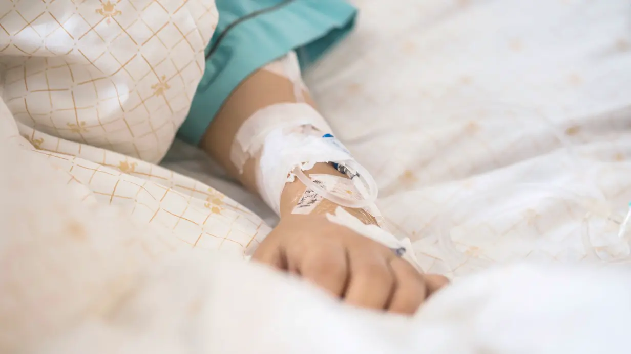 Сестра рассказала о состоянии россиянки, впавшей в кому из-за зуба в Таиланде