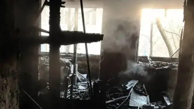 «МК»: Пожар в доме в центре Москвы начался в квартире артиста Чернова