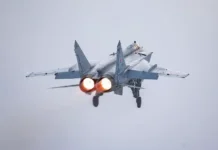 МИГ-31К с "Кинжалами" атакуют аэродром Староконстантинов ВСУ mig31k s kinzhalami atakuyut aerodrom starokonstantinov vsu-pux-su-0