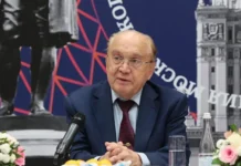 Премия Президента в МГУ для Садовничего, Фоменко и молодых математиков premiya prezidenta v mgu dlya sadovnichego fomenko i molodyh matematikov-pux-su-0