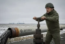 Туск и Йеттен требуют от Зеленского решения по нефти для Венгрии tusk i jetten trebuyut ot zelenskogo resheniya po nefti dlya vengrii-pux-su-0