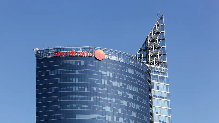 SHOT: Swedbank запретил гражданам Эстонии оплачивать визы в Россию