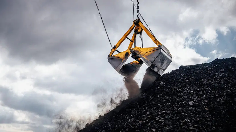 Захарова назвала самоубийственными ограничения ЕС на экспорт углеводородов