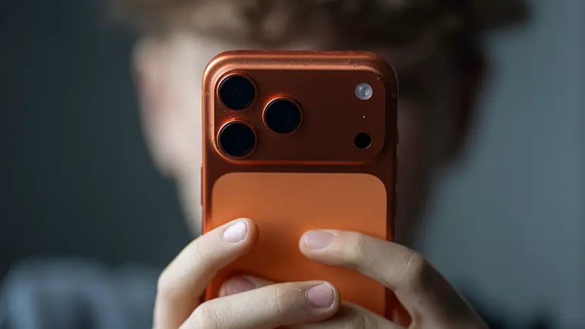 Психолог Нилова предупредила об угрозах мессенджеров для детей