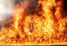 Пожар в Кувейте успешно ликвидирован после атаки дронами pozhar v kuvejte uspeshno likvidirovan posle ataki dronami-pux-su-0