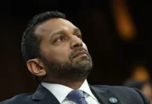 Сотрудники ФБР поддерживают Кэша Пателя и ценят его вклад в работу sotrudniki fbr podderzhivayut kesha patelya i czenyat ego vklad v rabotu-pux-su-0