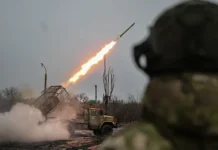 deniel devis o sudbe ukrainy  podavit li rossiya vsu okonchatelno-pux-su-0