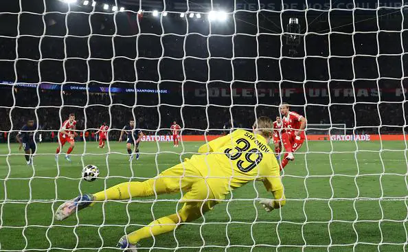 Матвей Сафонов (Alexander Hassenstein / Getty Images)