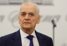Онищенко призывает россиян не ездить в Конго и Уганду из-за Эболы onishhenko prizyvaet rossiyan ne ezdit v kongo i ugandu izza eboly-pux-su-0