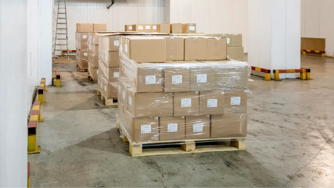 Владелец московского продуктового магазина отправляет гумпомощь в зону СВО