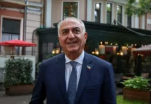 Реза Пехлеви в Одессе: связь визита с Дональдом Трампом reza pehlevi v odesse svyaz vizita s donaldom trampom-pux-su-0