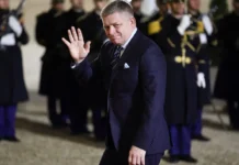 robert ficzo sikorskij i putin vskolyhnuli evropu-pux-su-0