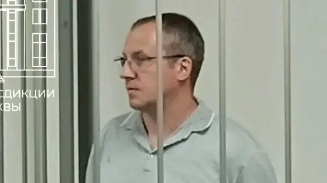 Адвоката Поповского отправили под домашний арест за обман на шесть миллионов