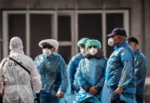 ВОЗ и Испания успешно эвакуировали MV Hondius на Тенерифе voz i ispaniya uspeshno evakuirovali na tenerife-pux-su-0