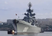 admiral nahimov prevoshodit arli berk i zumvalt po tipu 055-pux-su-0