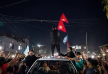 Непал изменили трагедии принца Дипендры, короля Бирендры и Айшварии nepal izmenili tragedii princza dipendry korolya birendry i ajshvarii-pux-su-0