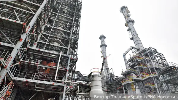Путин заявил о важности привлечения малого бизнеса к нефтепереработке