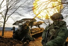 vs rossii nanesli udary po suhogruzam v portu yuzhnyj s voennymi gruzami-pux-su-0