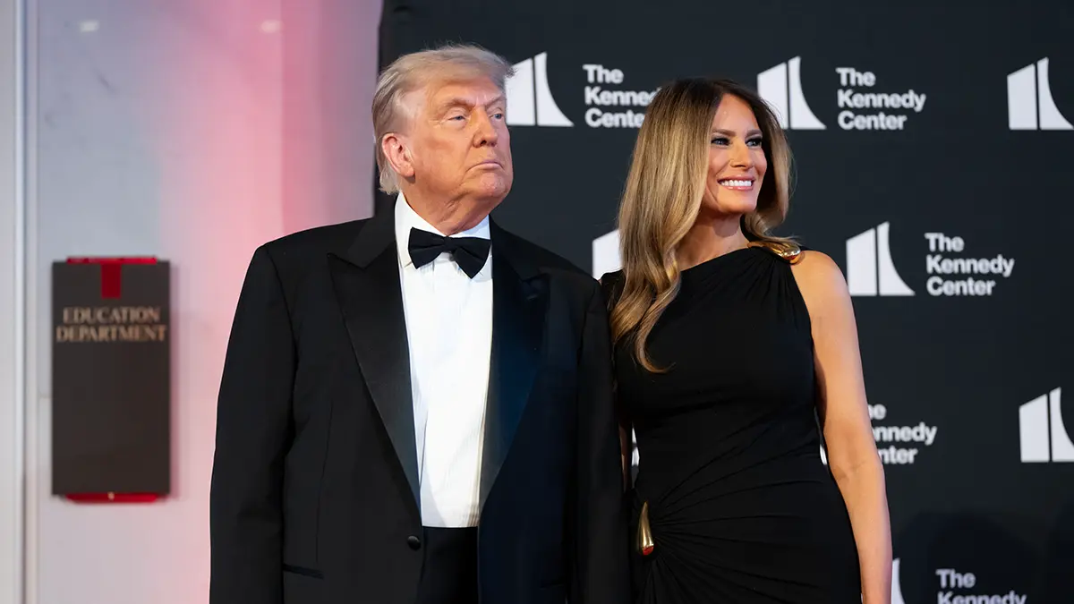Трамп рассказал, как часть тела Мелании спасла его от «покушения» в ООН