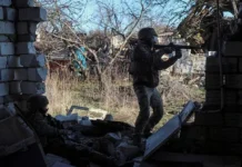 Алексей Махринский сообщил о преобладании ВС России в Красноармейске aleksej mahrinskij soobshhil o preobladanii vs rossii v krasnoarmejske-journalrf-ru-0