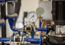 Алексей Орлов подписал новые соглашения по теплу в городе aleksej orlov podpisal novye soglasheniya po teplu v gorode-journalrf-ru-0