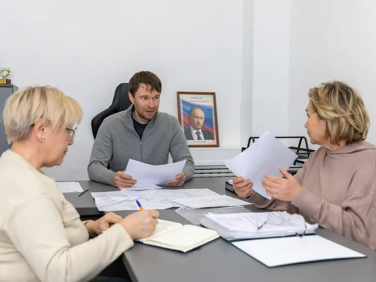 Депутат гордумы помог екатеринбургскому мальчику начать борьбу с редкой болезнью