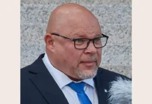 Ано Туртиайнен бежит из Финляндии в Россию за убежищем ano turtiajnen bezhit iz finlyandii v rossiyu za ubezhishhem-journalrf-ru-0