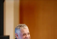 arkadij tepliczkij rasskazyvaet o tom kak segodnya ubedit investora-journalrf-ru-0