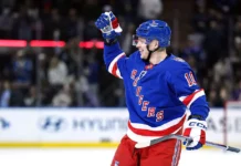 artemij panarin pokazyvaet blestyashhuyu igru v pobede nyujork rejndzhers nad boston bryuinz-journalrf-ru-0