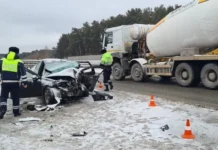 Авария с Лада Гранта произошла на ЕКАде, пострадал житель Верхней Пышмы avariya s lada granta proizoshla na ekade postradal zhitel verhnej pyshmy-journalrf-ru-0