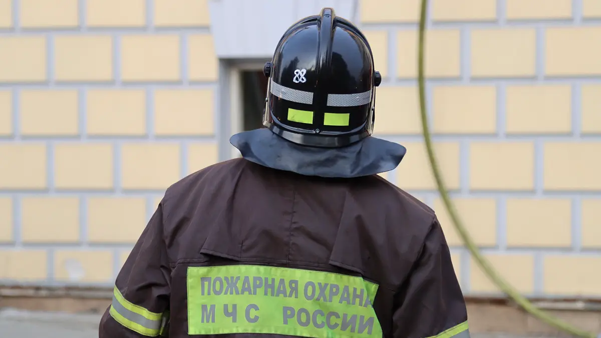 СМИ: В Москве 40 человек эвакуировали из дома из-за возгорания электрокабеля