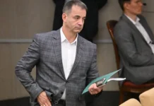 dmitrij pevczov iz gosdumy vyrazil nadezhdu na mir ot kieva do odessy-journalrf-ru-0