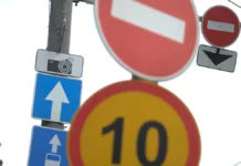 Дмитрий Славнов и Ян Хайцеэр обсуждают полезность новых знаков dmitrij slavnov i yan hajczeer obsuzhdayut poleznost novyh znakov-journalrf-ru-0